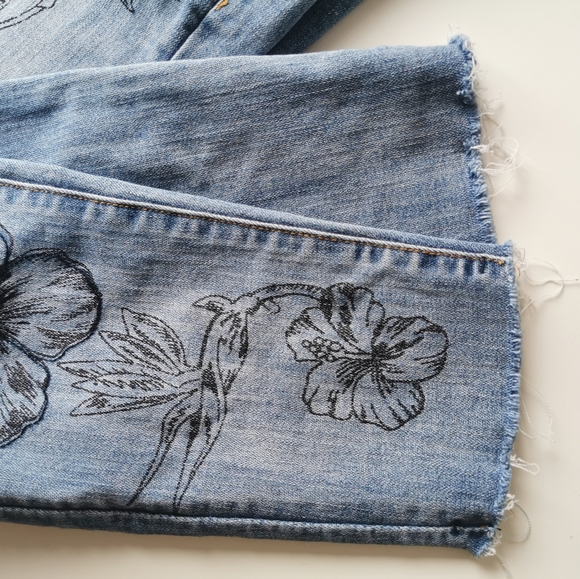 🎉3xHP🎉 Desigual Floral Jeans “Hibiscus” size 29 - Picture 7 of 16